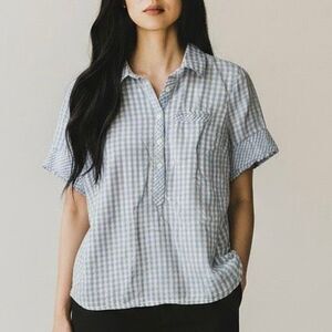 Crown & Ivy Blue White Gingham Top M Dorothy Coastal OZ Classic Preppy Old Money